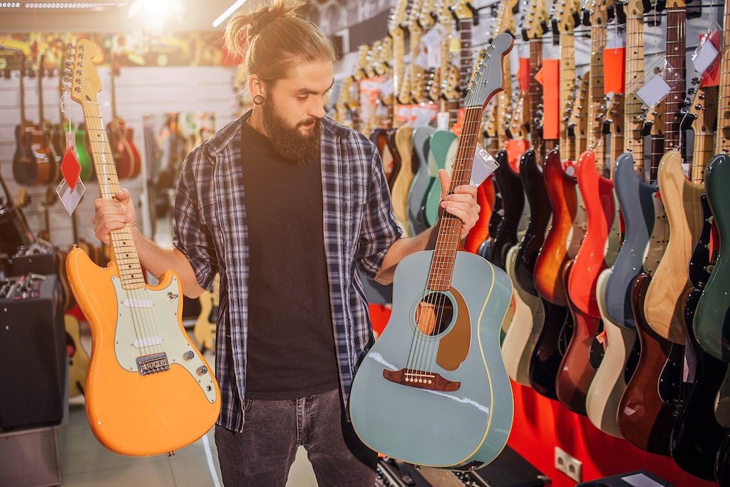 Types of Guitars and the Differences Between Them: Acoustic, Electric, Classical, and Bass